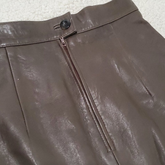 Genuine Soft Leather Pencil Skirt - Picture 4 of 8
